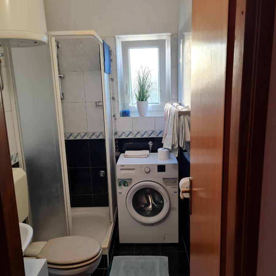 Haus Mandarina Apartment Palit Екстериор снимка