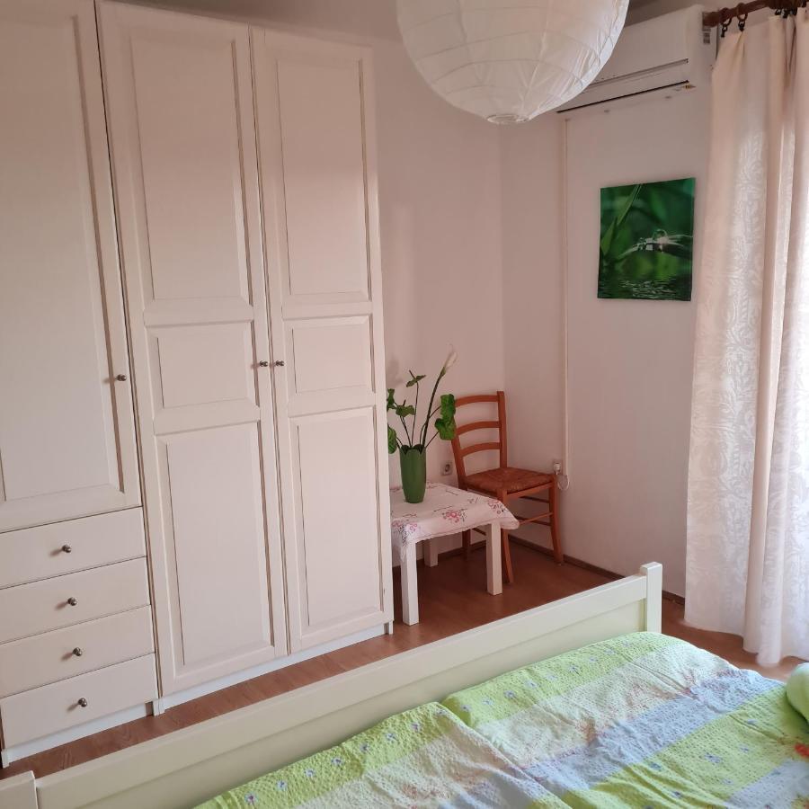 Haus Mandarina Apartment Palit Екстериор снимка